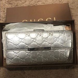 Gucci wallet